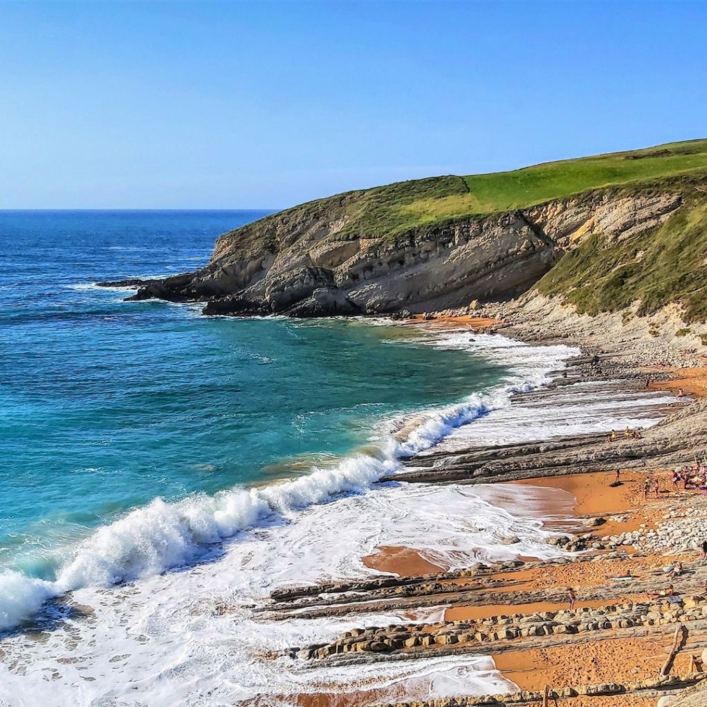 playa de tagle en la costa Cántabra