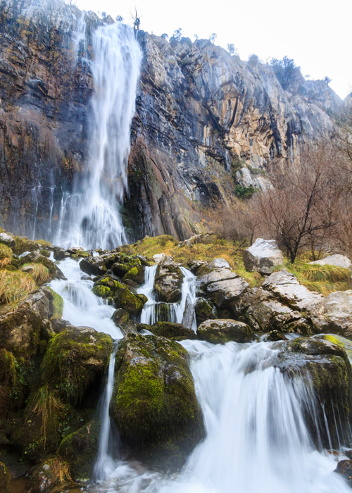 cascada del rio asón en Cantabria